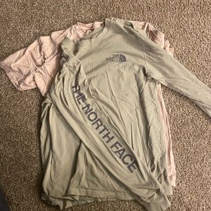 the north face long sleeve t shirt size L